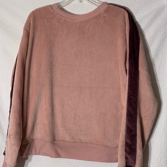 💞GIFTED 💞WARM & COZY TOP SZ XLARGE - Picture 4 of 6